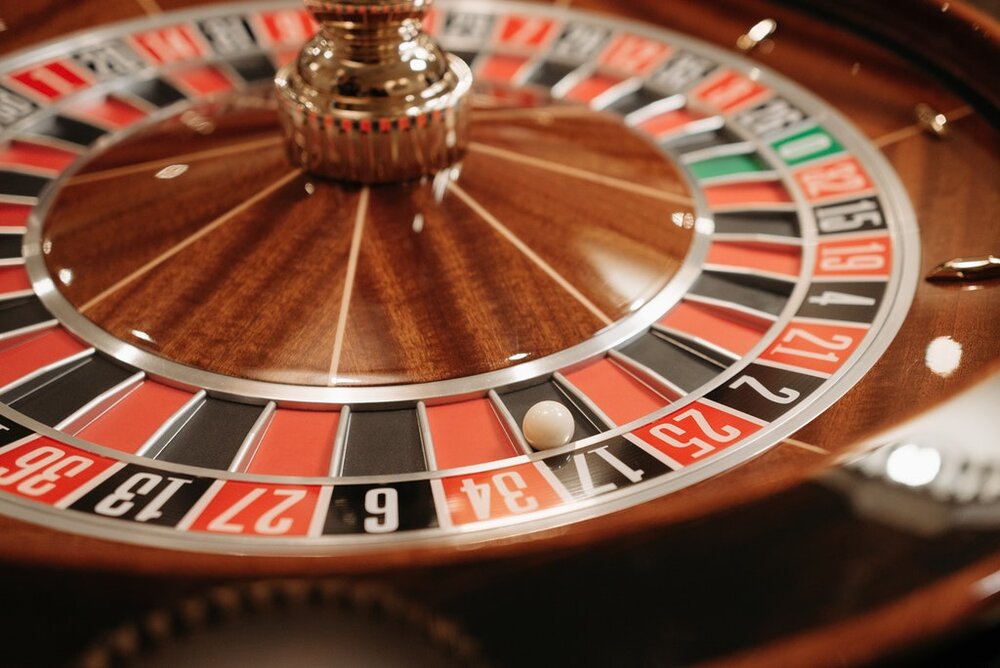 Roulette wheel image